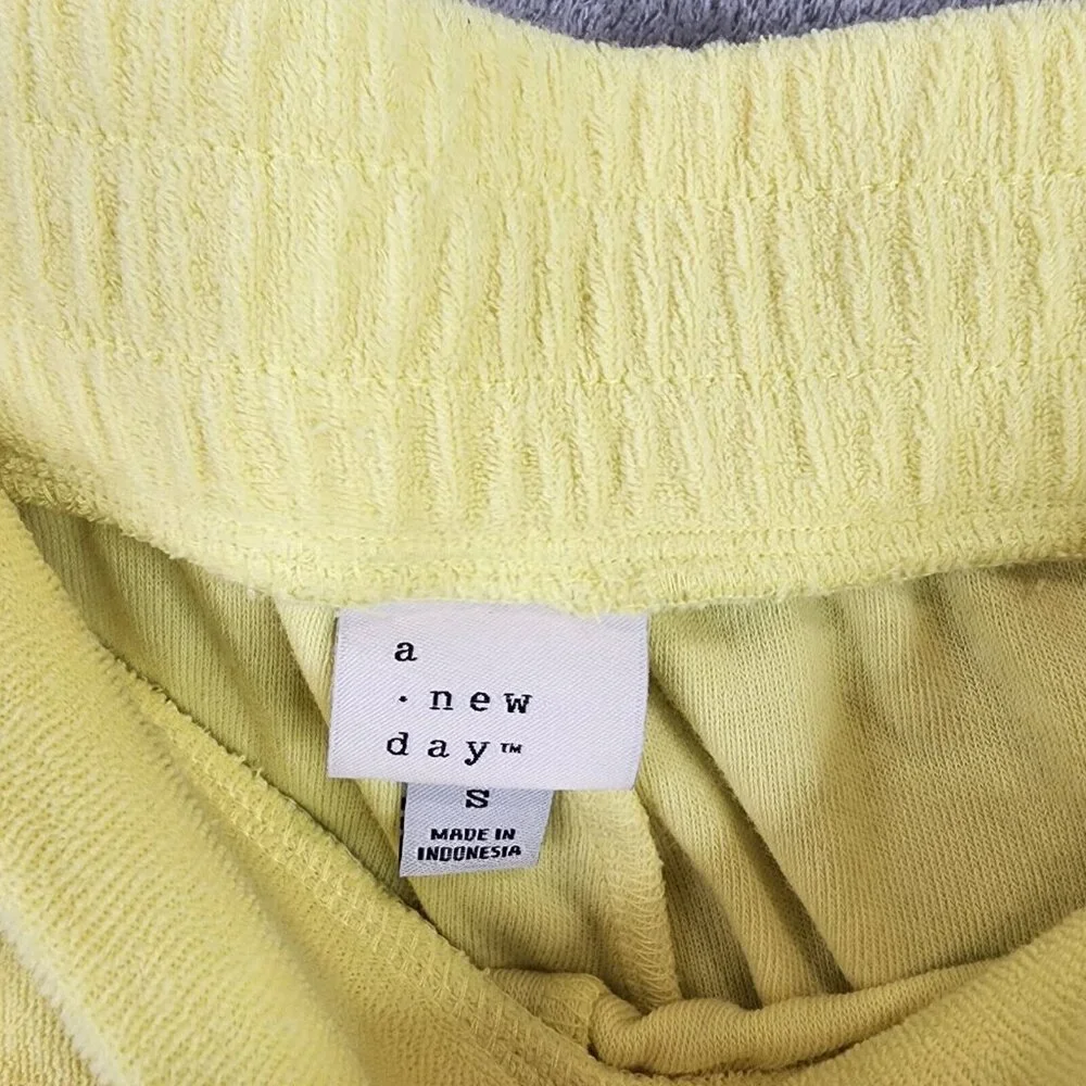 Womens A New Day Yellow French Terry Shorts Pull on Mid Rise 4